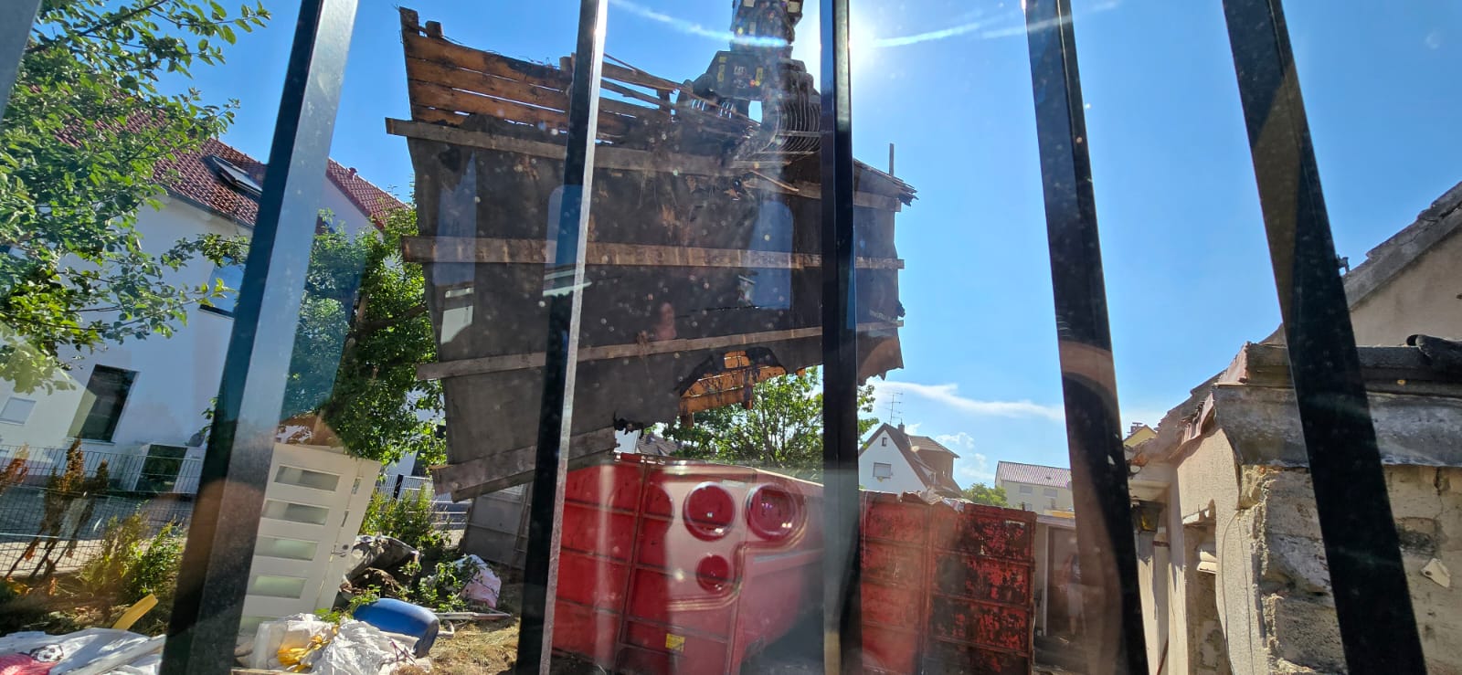 WhatsApp Image 2025-09-30 at 13.57.31 (1)