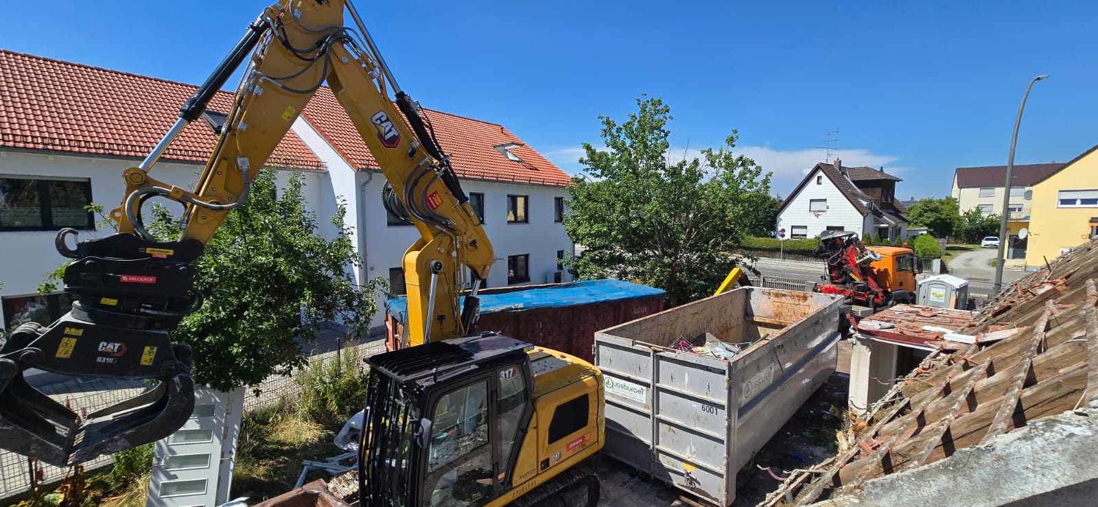 WhatsApp Image 2025-09-30 at 13.57.31 (2)