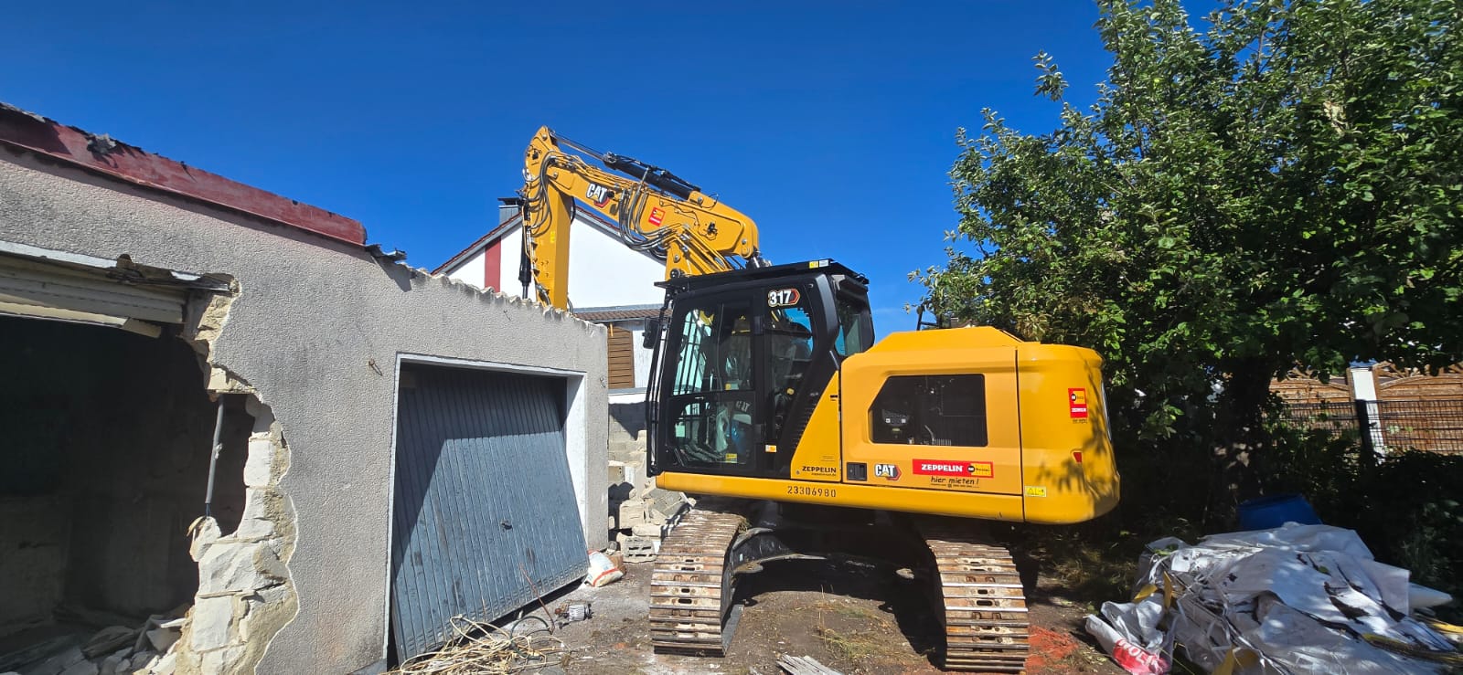 WhatsApp Image 2025-09-30 at 13.57.33 (1)