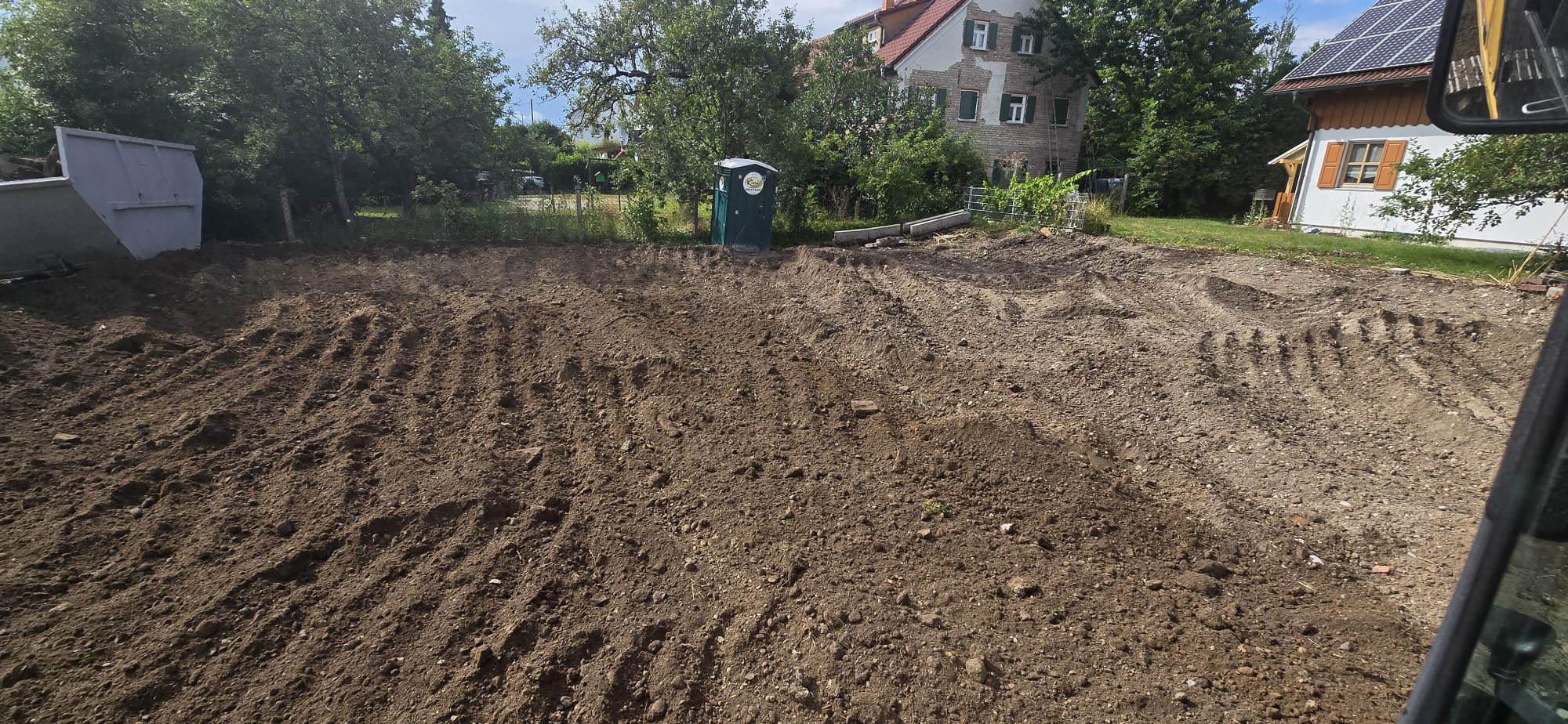 WhatsApp Image 2025-09-30 at 14.03.54