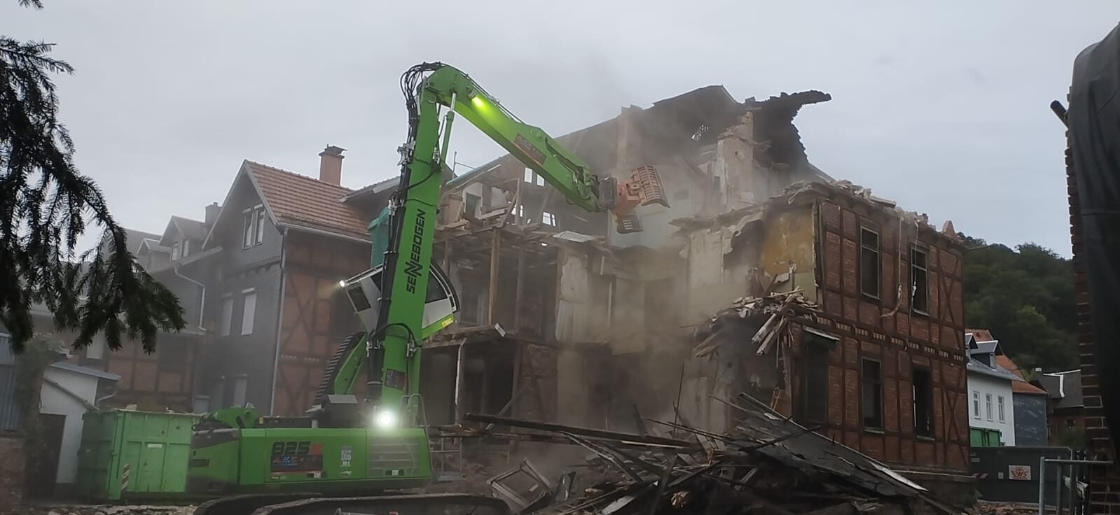 WhatsApp Image 2025-10-16 at 19.06.53